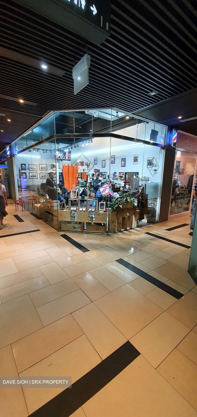 East Village (D16), Retail #348879041